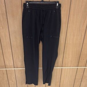 Women’s straight leg scrub pants